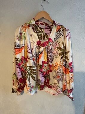 Citron‎ Multicolor Floral Buttonless Peasant Blouse